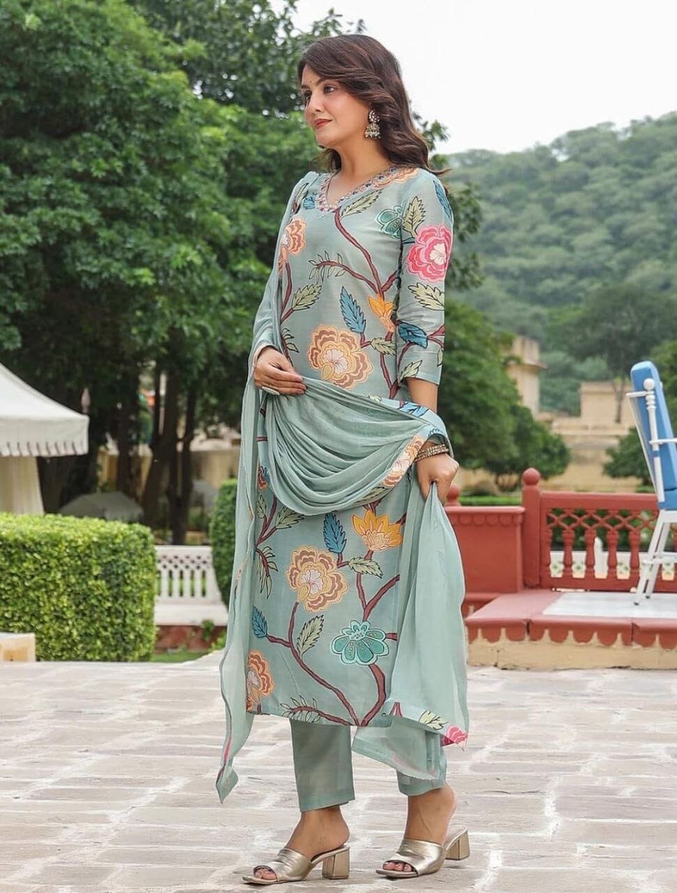 Cotton Blend With Neck Embroidery Kurti with Dupatta and Bottom Kurti with Dupatta and Bottom Shopin Di Apparels 