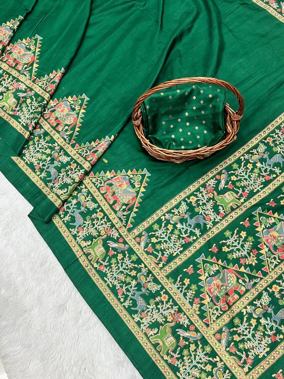 Green Dola Silk Saree with Mill Foil Print Silk Saree Shopin Di Apparels 