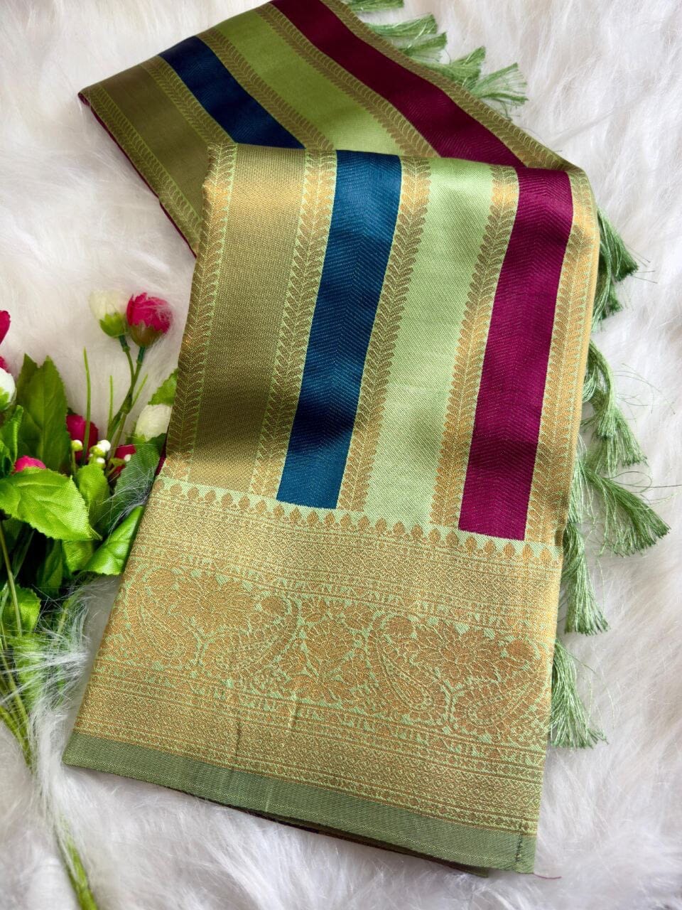 Pastel Green Soft Banarasi Grand Rich Pallu with Brocade Blouse Banarasi Saree Shopin Di Apparels 