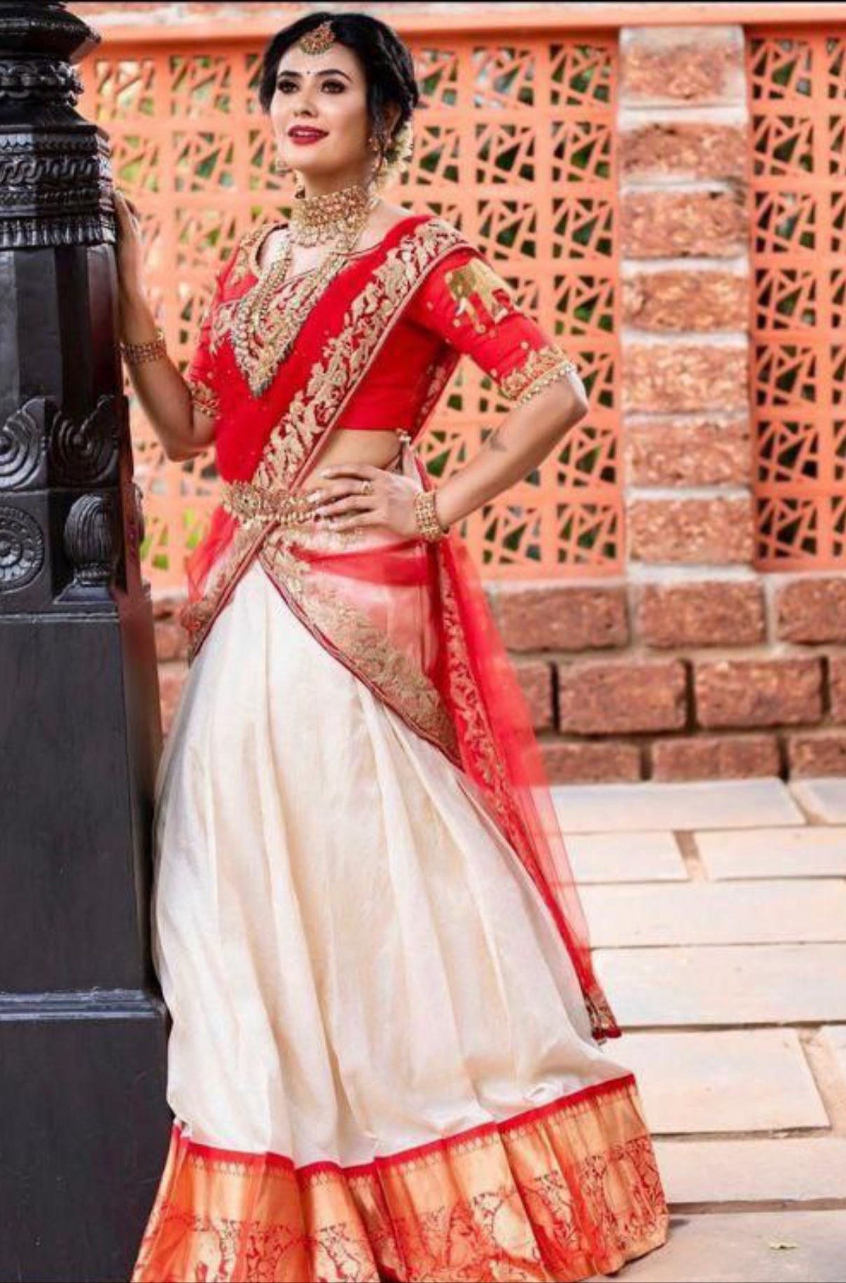 White velvet Sequins with Pure Crepe Half & Half Saree – Rang Riwaaz